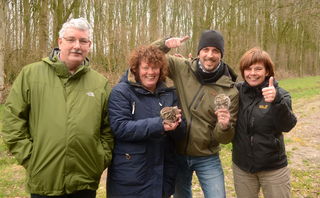 Werkbezoek met Belgische uilenbeschermers